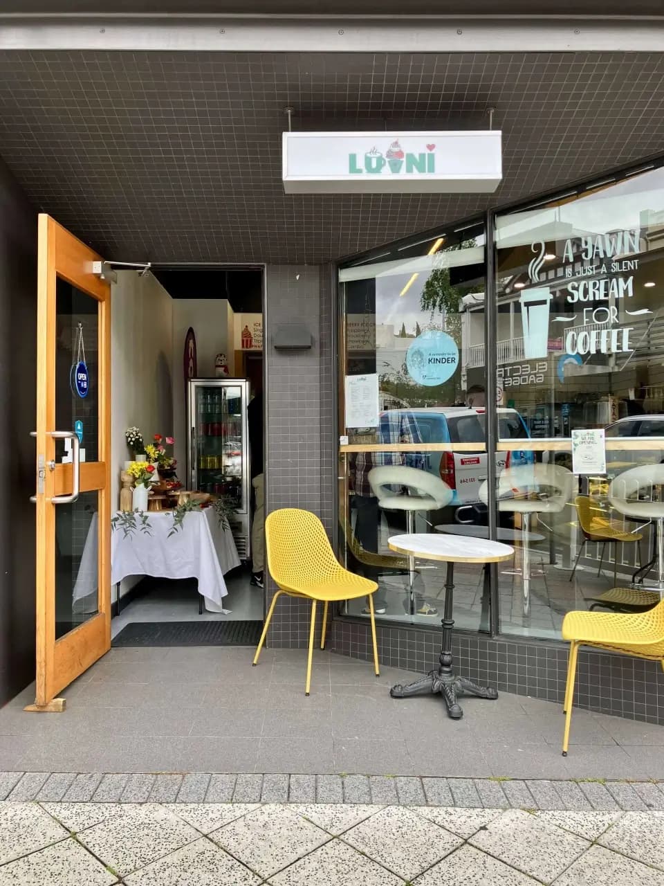 Luvni Cafe - Launceston